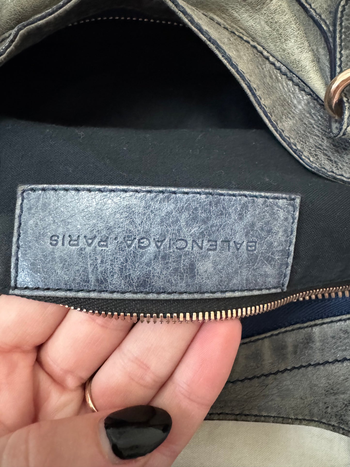 Balenciaga city