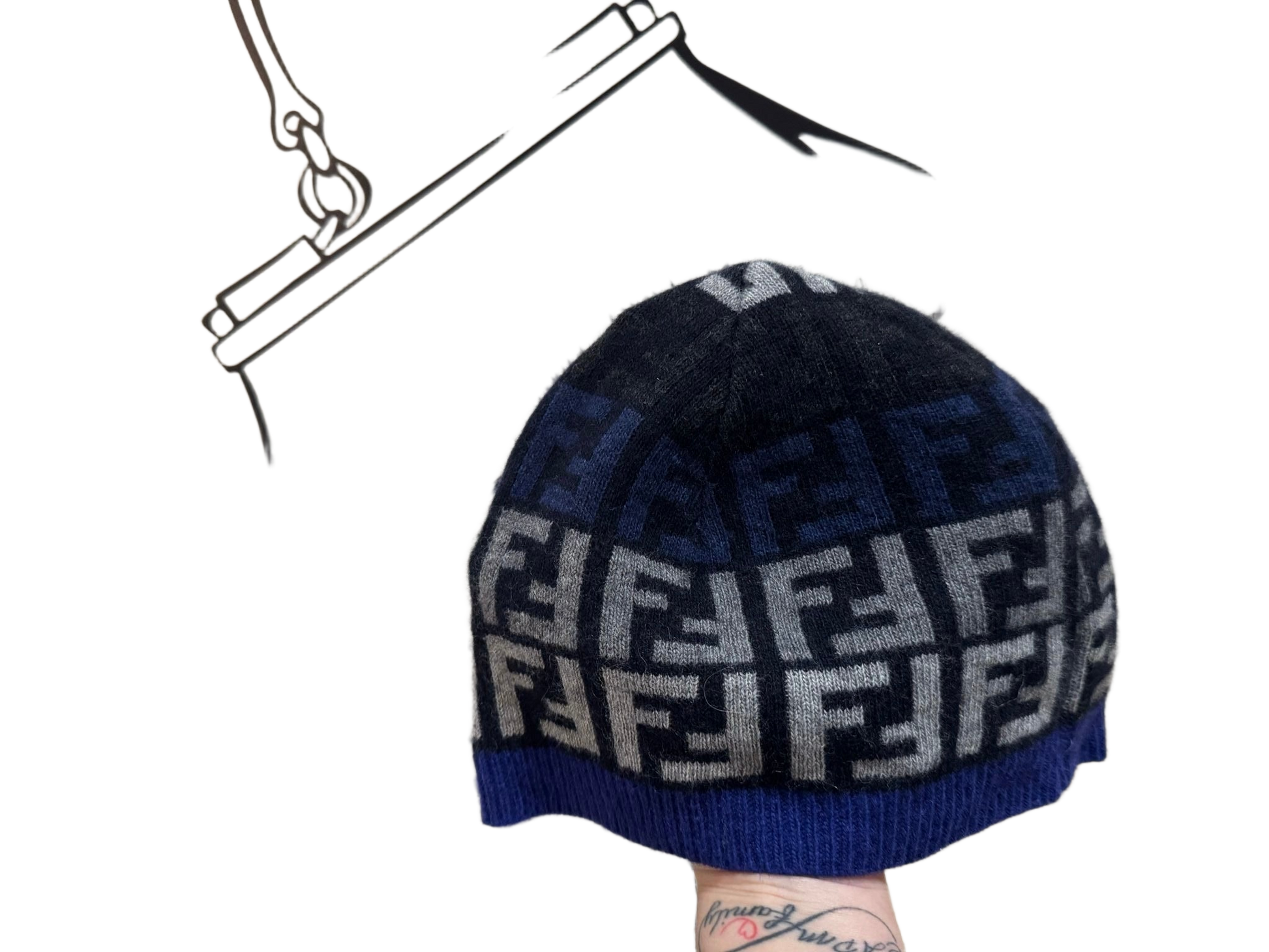 Processed image for Cappello Fendi