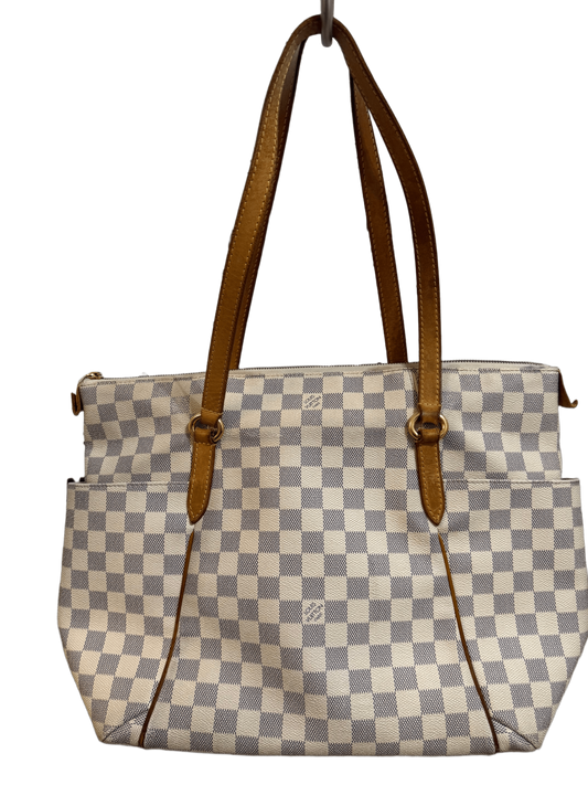 Lv totally MM